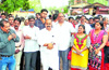 BJP protests coalition govt, while JD(S) celebrates
